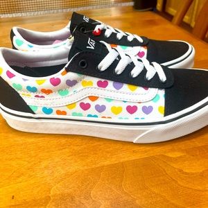 Vans New without tags 4.5